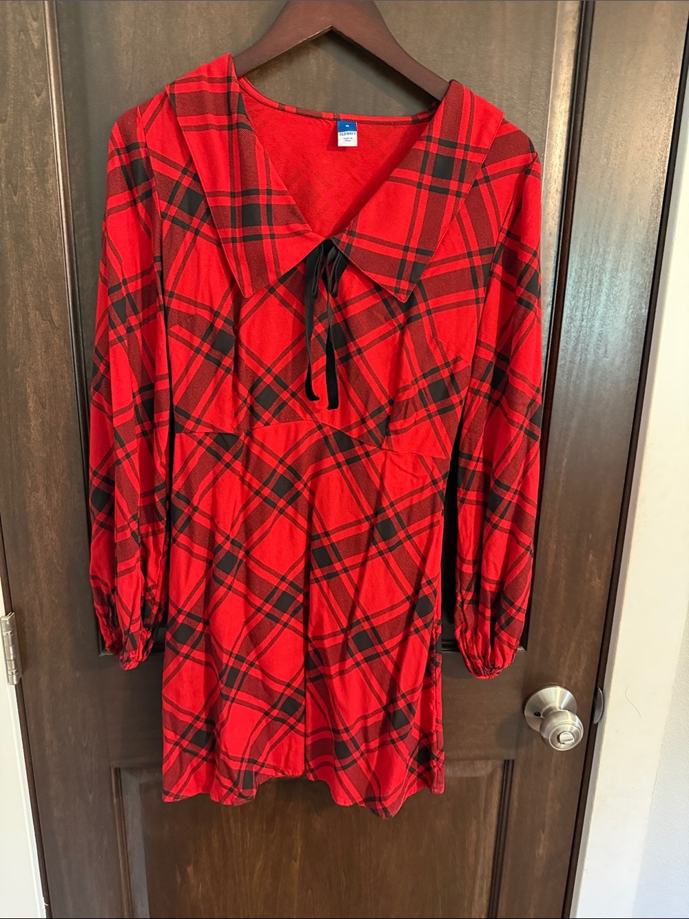 Old Navy Red and Black Plaid Long-Sleeve Casual Dress